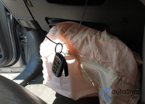 2015 Toyota Sienna Xle 8 Passenger from USA, damaged, VIN 5TDYK3DC3FS670960